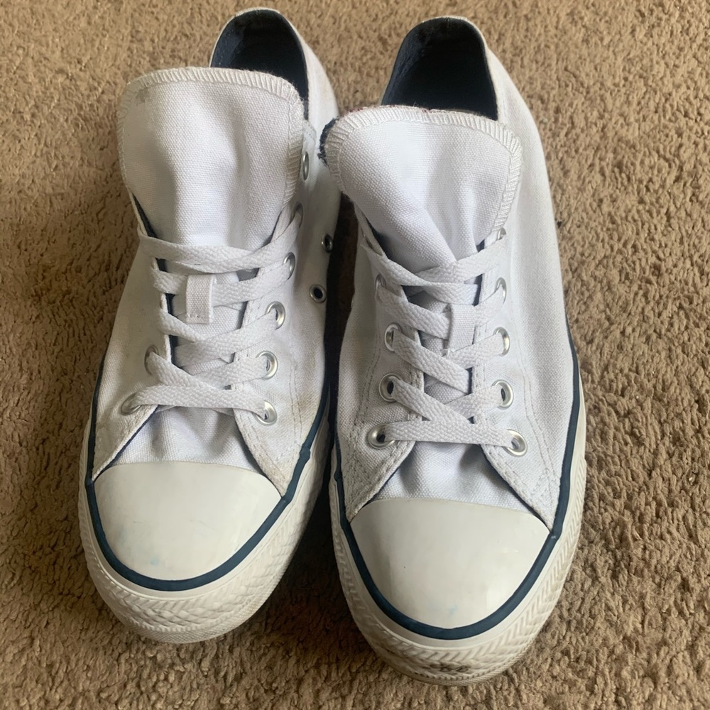 White Converse - Picture 2 of 5